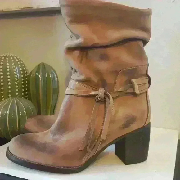 Italian Leather Boots- Made in Italy - Picture 2 of 7